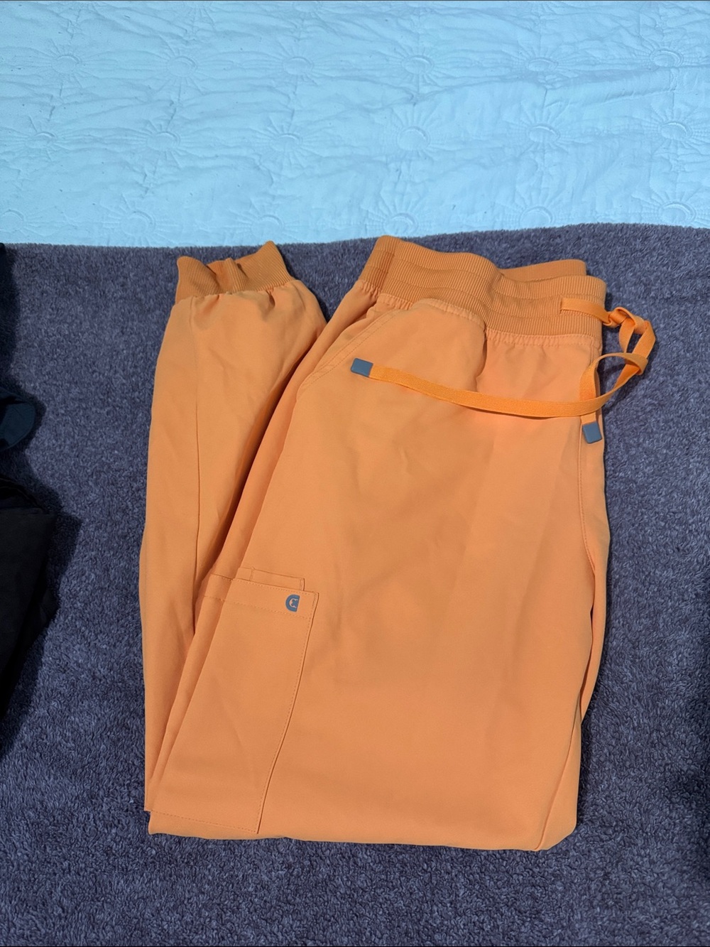 Scrub pants